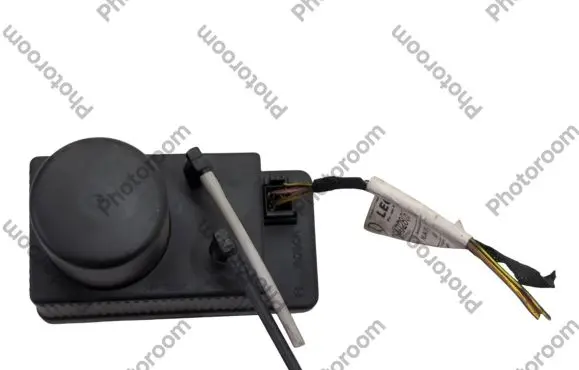 Mercedes-Benz C W203 Central locking vacuum pump 2038000048 01317100184 0132006365