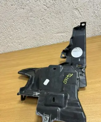 Land Rover Range Rover Sport L494 other engine part CPLA6D058 D7792