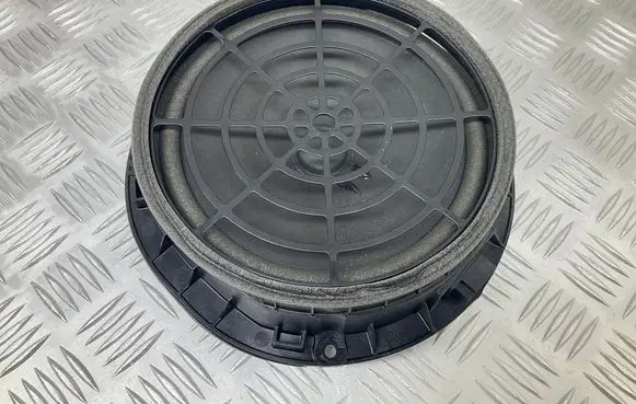 Audi A4 S4 B9 Front door speaker 8W0035415