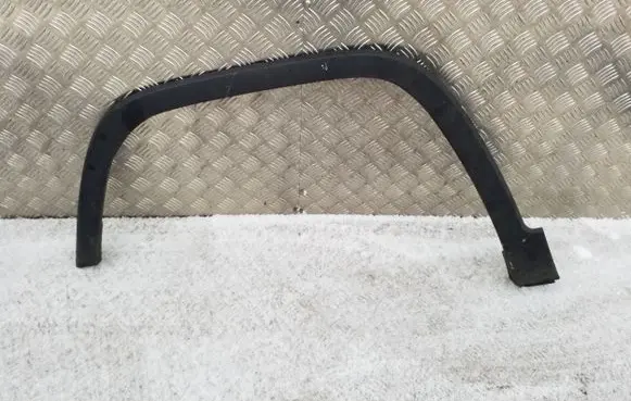 Front arch trim