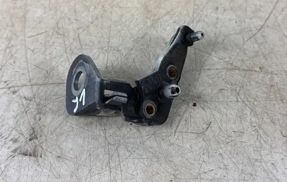 Jaguar XE Fender mounting bracket GX7316290