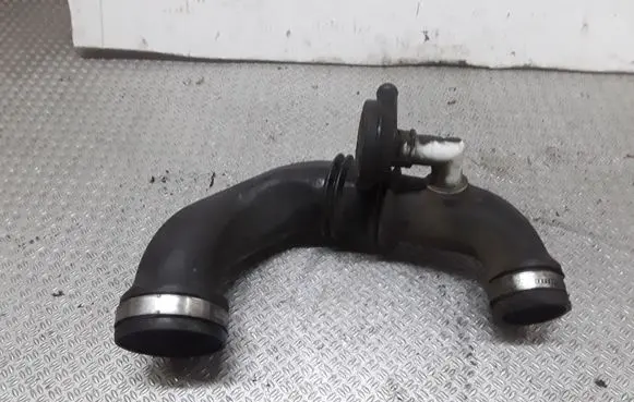 Dacia Logan I Air intake duct part 8201017505