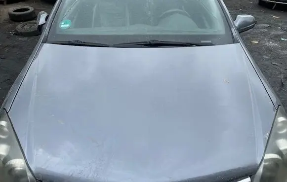 Opel Astra H Engine bonnet/hood 