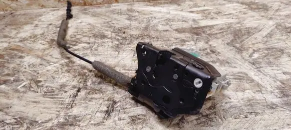 Porsche Panamera (970) Rear door lock 8K0839016