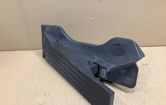 Volkswagen Tiguan Accelerator throttle pedal 1K1723503AT
