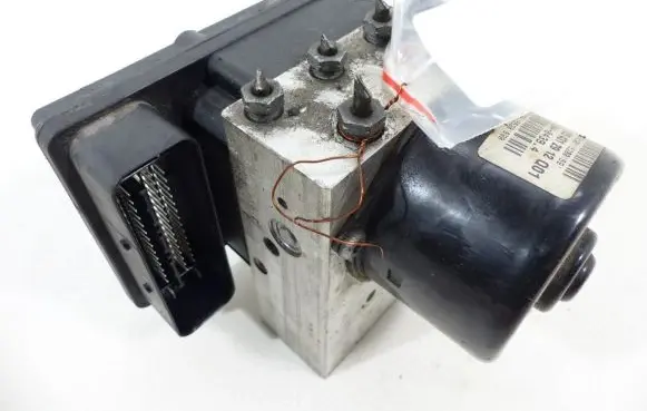 Mercedes-Benz C W203 ABS Pump IMPRK729690