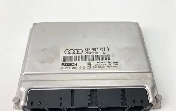 Audi A4 S4 B5 8D Engine control unit/module 8D0907401D 0281001812