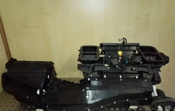Mercedes-Benz E W211 Interior heater climate box assembly 