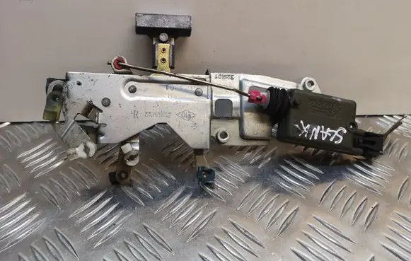 Renault Master II Sliding door lock 323101 323201