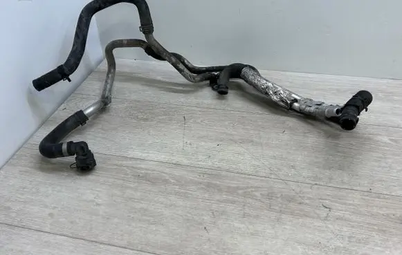 Porsche Panamera (970) Engine coolant pipe/hose 97010604015 97010645715 7P0121156C