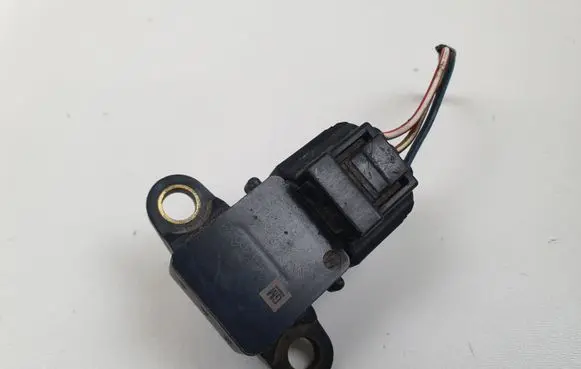 Opel Zafira A Air pressure sensor 24426679