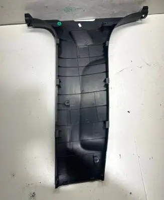 KIA Sorento (B) pillar trim (bottom) 85835C5100 A097546