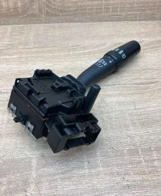 Toyota Avensis T250 Wiper control stalk 8465205170 173654LH