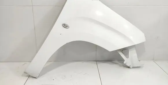 Peugeot Partner III Fender