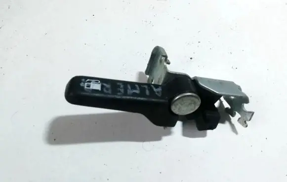 Nissan Almera Engine bonnet (hood) release handle