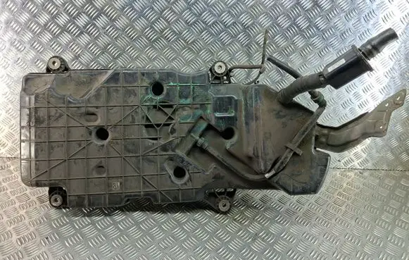 Mercedes-Benz GLC C253 AdBlue liquid reservoir A2534701401