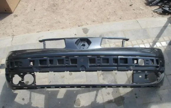 Renault Espace IV Front bumper