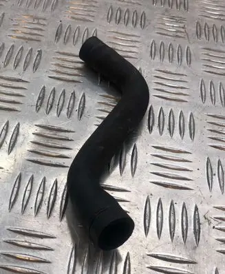 Toyota RAV 4 (XA20) Engine coolant pipe/hose