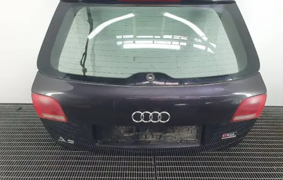 Audi A3 S3 8P Tailgate/trunk/boot lid