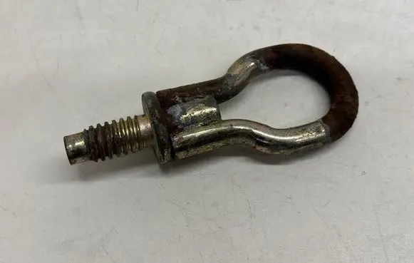 Ford Mondeo Mk III Towing hook eye 