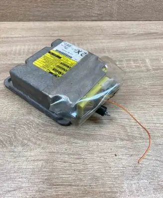 Toyota Avensis T250 Airbag control unit/module 8917005220 215955102