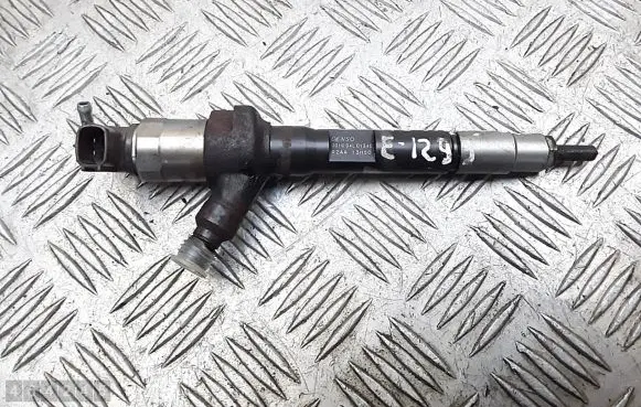 Mazda 6 Fuel injector r2aa13h50
