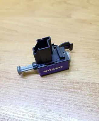 Clutch pedal sensor