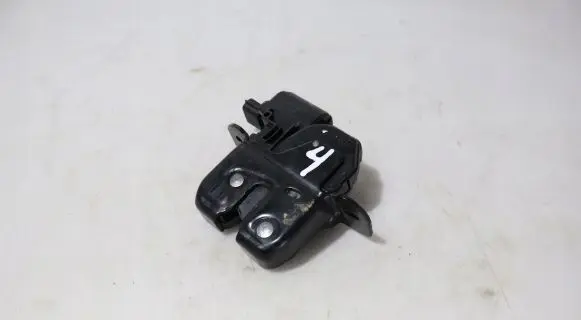 Renault Captur Tailgate/trunk/boot lock/catch/latch