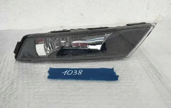 Skoda Superb B8 (3V) Front fog light 3V0941700