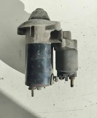 Audi A4 S4 B5 8D Starter motor 053911023A