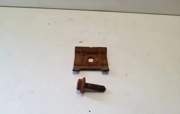 Volkswagen Amarok Battery bracket 