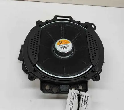 BMW X7 G07 Subwoofer speaker 2622516