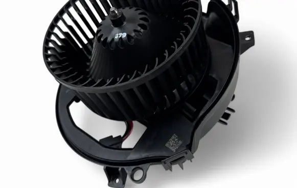 Audi TT TTS RS Mk3 8S Heater fan/blower 5WC819015 93374 CZ0160601480