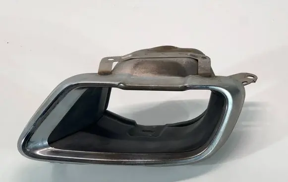 BMW X5 G05 Muffler trim 8074189
