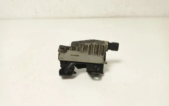 Engine bonnet (hood) release handle