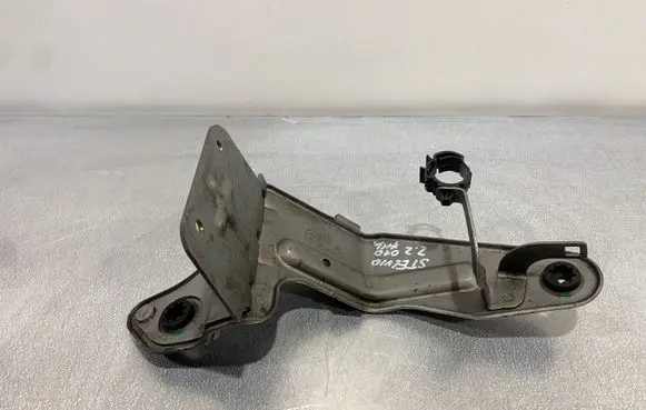 Alfa Romeo Stelvio Air filter cleaner box bracket assembly B4227G