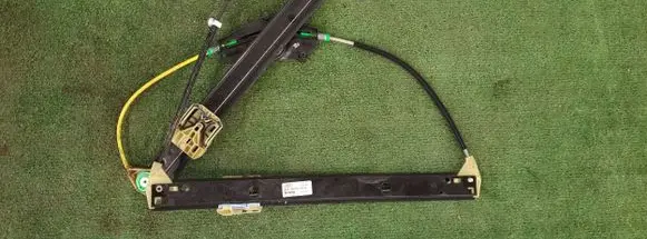 Audi A4 S4 B8 8K Front window lifting mechanism without motor 8K0837462A