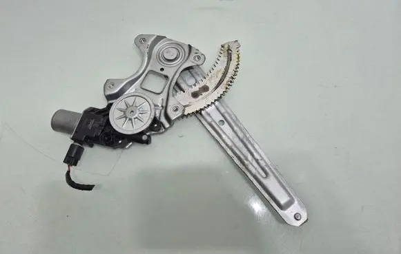 Subaru Outback (BT) Rear door window regulator with motor 62188FL010