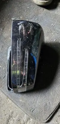 Mercedes-Benz E W212 Plastic wing mirror trim cover brak