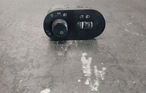 Seat Ibiza III (6L) Light switch 6L1941531AD