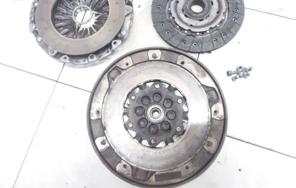 BMW 3 F30 F35 F31 Clutch set kit 7641237 7641236 8638897