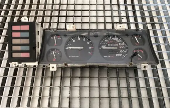 Jeep Cherokee XJ Speedometer (instrument cluster) 56007148