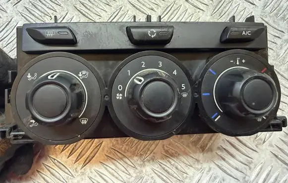 Citroen C3 Climate control unit Z8510001