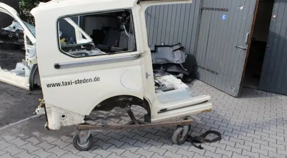 Volkswagen Caddy Rear quarter panel 
