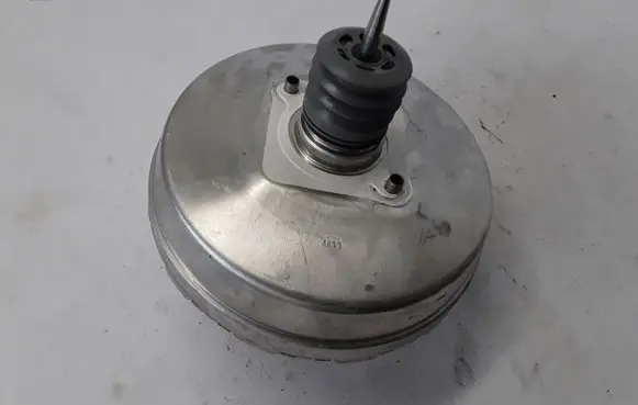 Volvo XC60 Brake booster 31471661