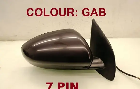 Nissan Qashqai+2 Front door electric wing mirror 