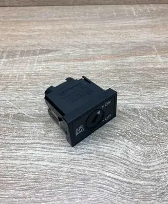 Volkswagen Touran I Passenger airbag on/off switch 1Y0919228A