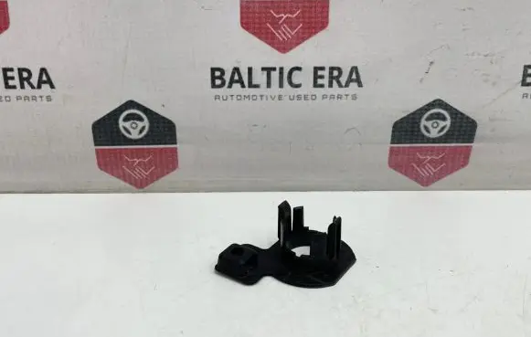 BMW 5 F10 F11 Front parking sensor holder (PDC) 7384902