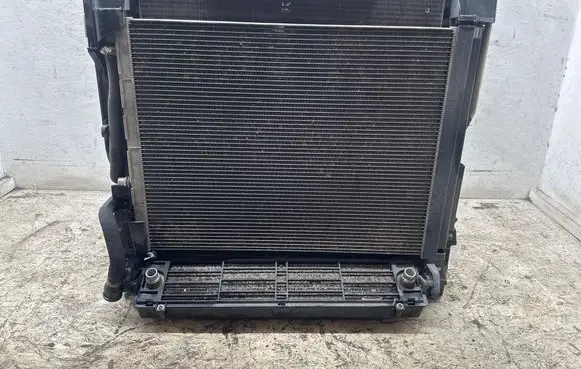 BMW X6 M Radiator set 7589464