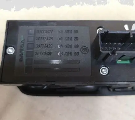 Volvo V50 Electric window control switch 30773427 03451100